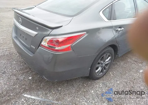 2015 Nissan Altima 2.5 S from USA, damaged, VIN 1N4AL3AP9FN912507
